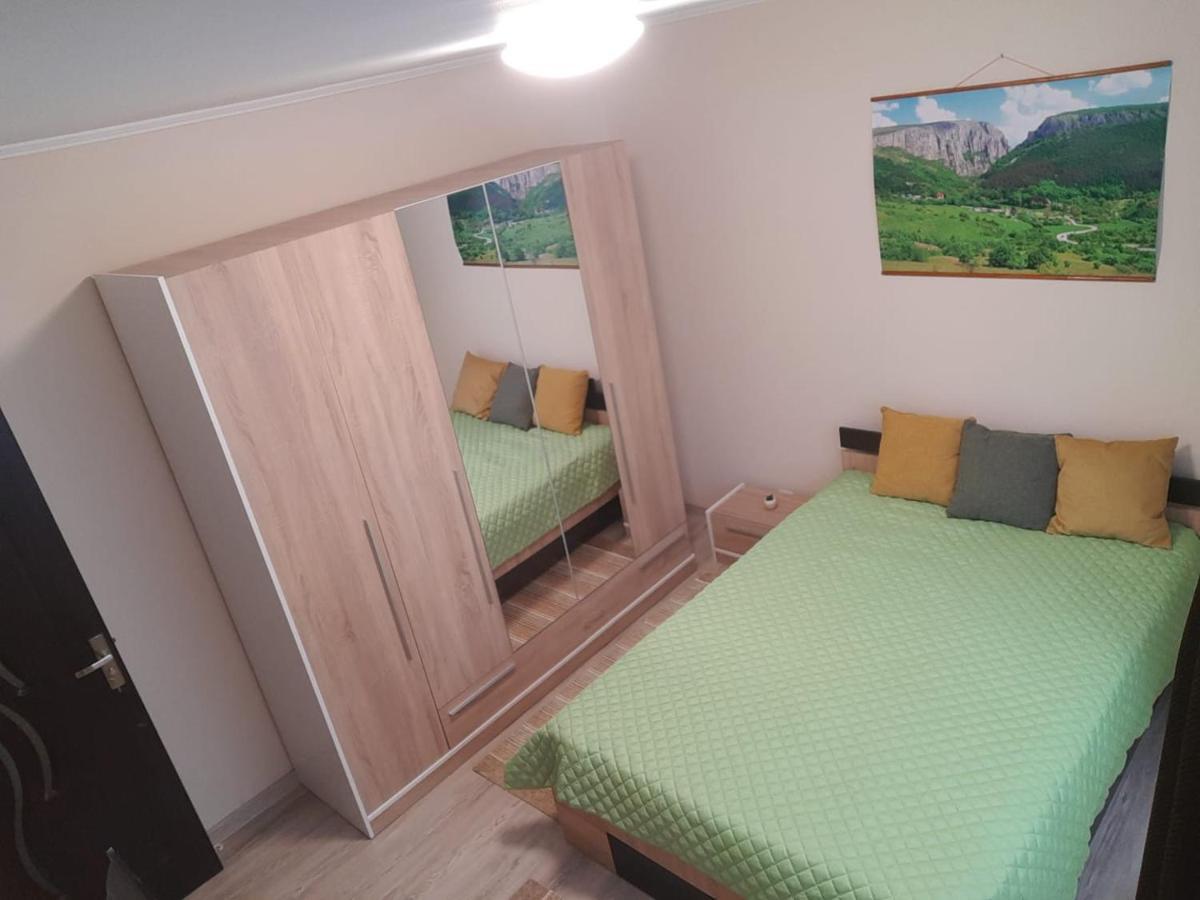 Zoldrebi Apartment Turda Buitenkant foto