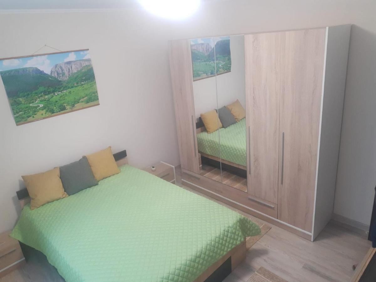 Zoldrebi Apartment Turda Buitenkant foto