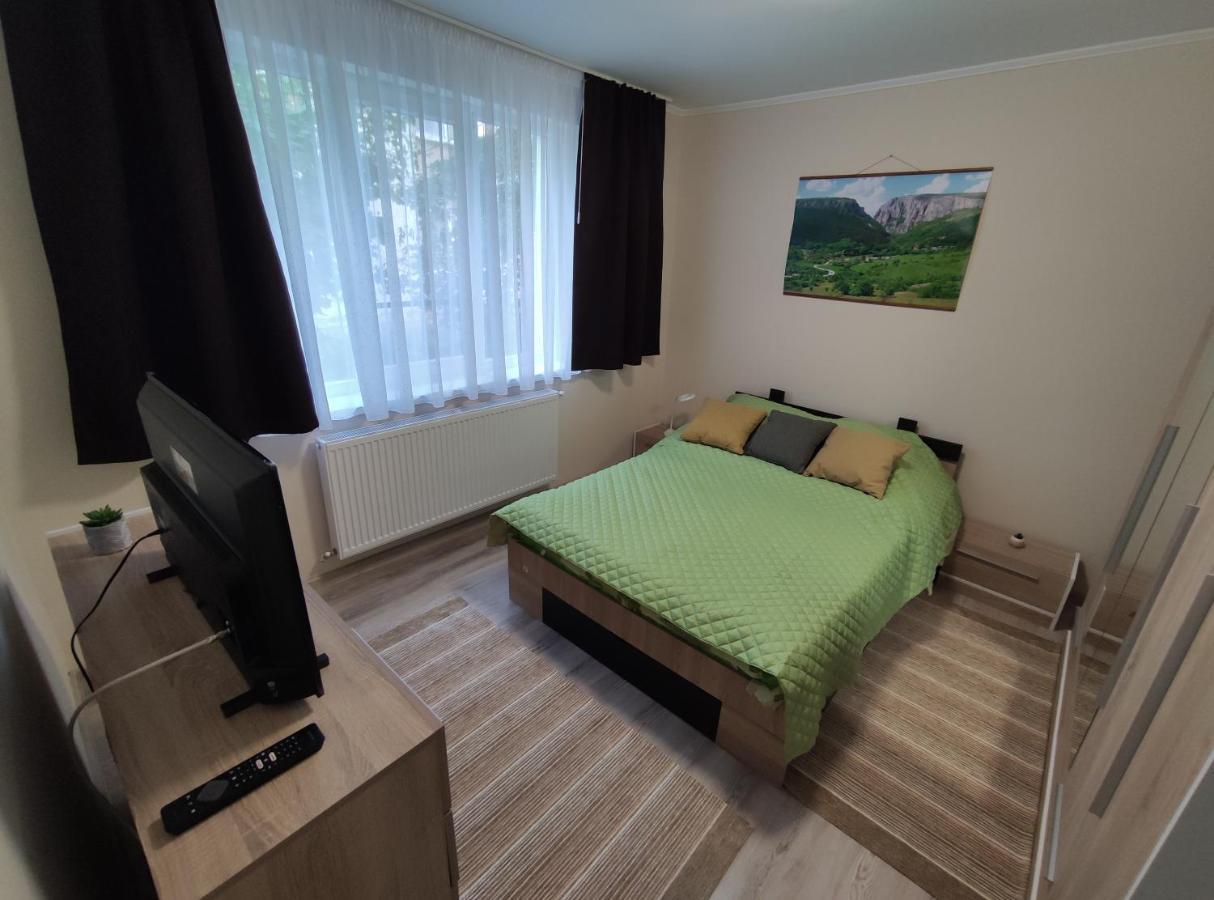 Zoldrebi Apartment Turda Buitenkant foto